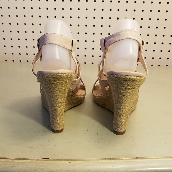 NINE WEST TAN LEATHER WEDGES - Picture 2 of 6